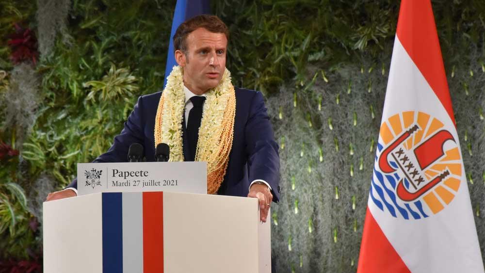Bild: Emmanuel Macron während einer Rede in Papeete, Tahiti
