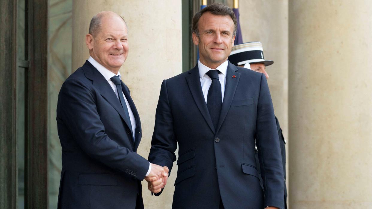 Olaf Scholz und Emmanuel Macron in Paris im Juni 2023