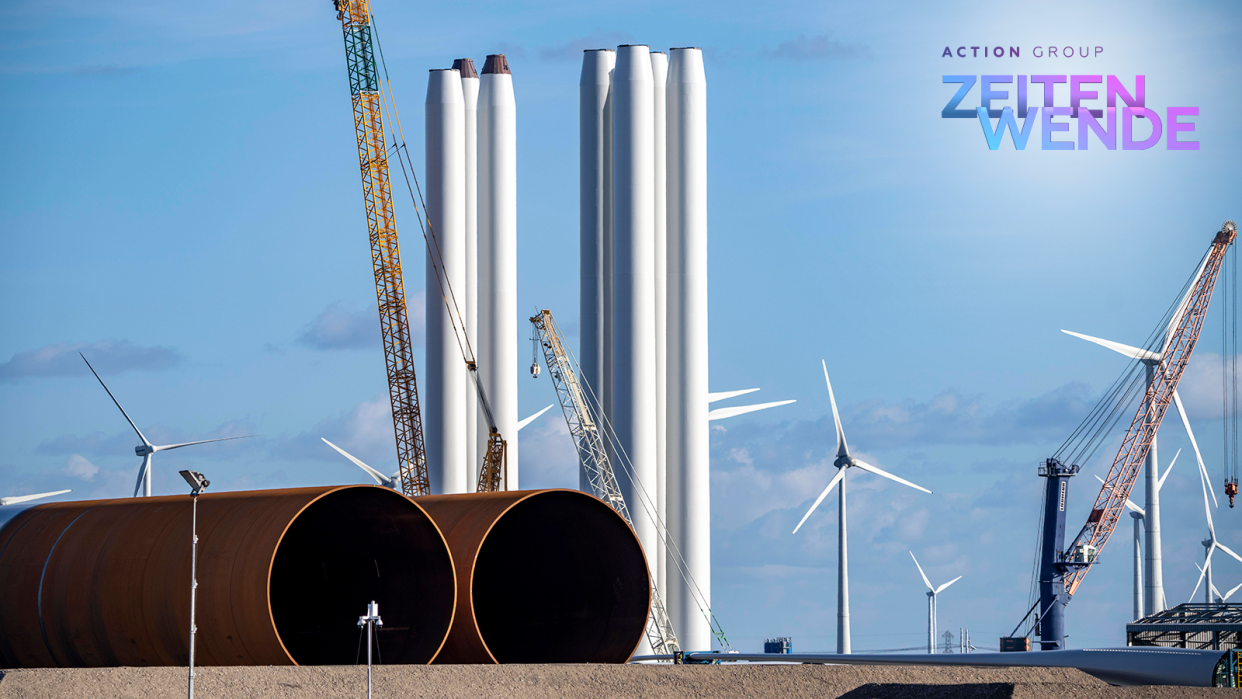 Photo of new wind farm being built in the North SeaFor alternate text in CMS: Photo of new wind farm being built in the North Sea