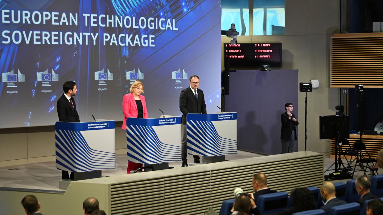 EU Commission Vice-President Virkkunen and Commissioner Jorgensen hold press conference BRUSSELS, BELGIUM