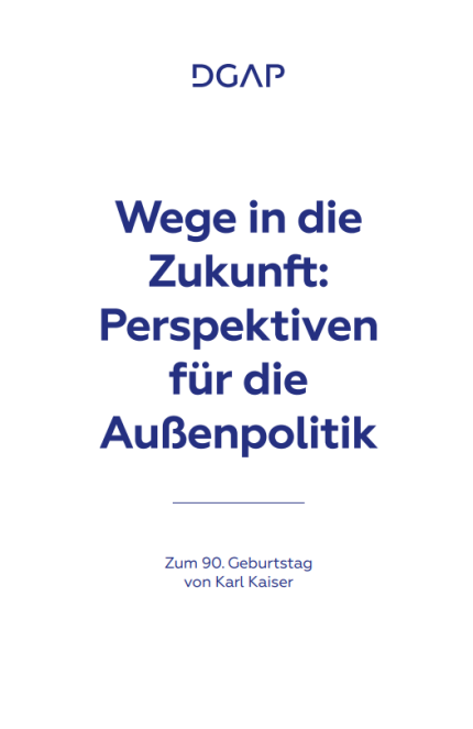 Wege in die Zukunft: Perspektiven für die Außenpolitik_Cover Deutsch